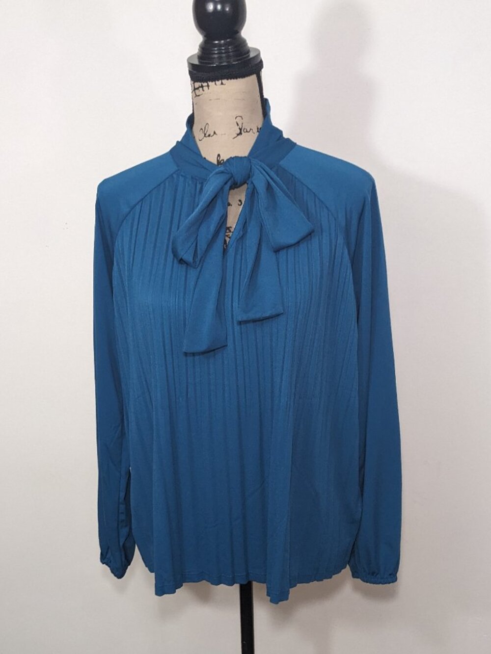 NWT Cable & Gauge Blue Tie Neck Blouse Top Pleated Long Sleeve Small S